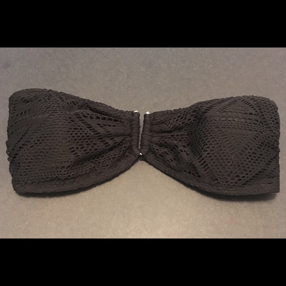 Wet Seal strapless bikini top